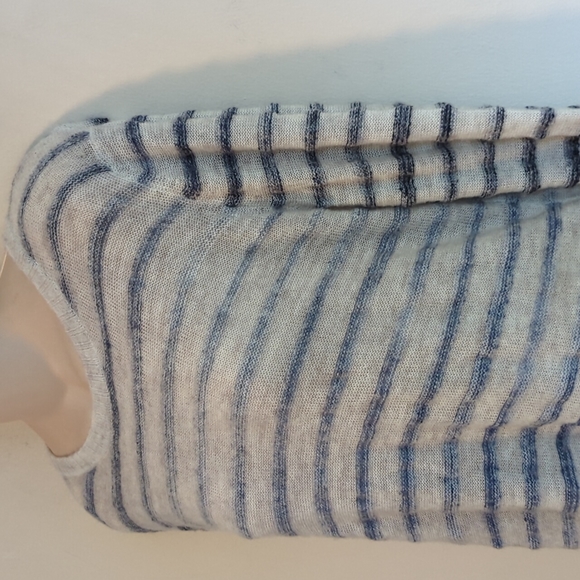 Pam & Gela Cross Back Sweater - Picture 8 of 16